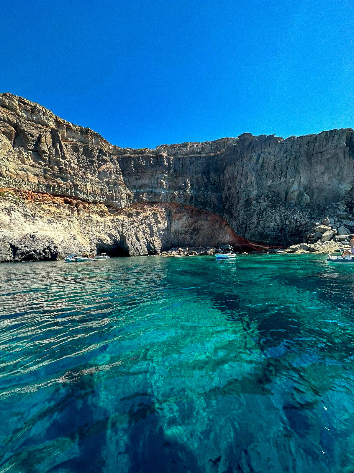 Img 6981da1511a619 03550756