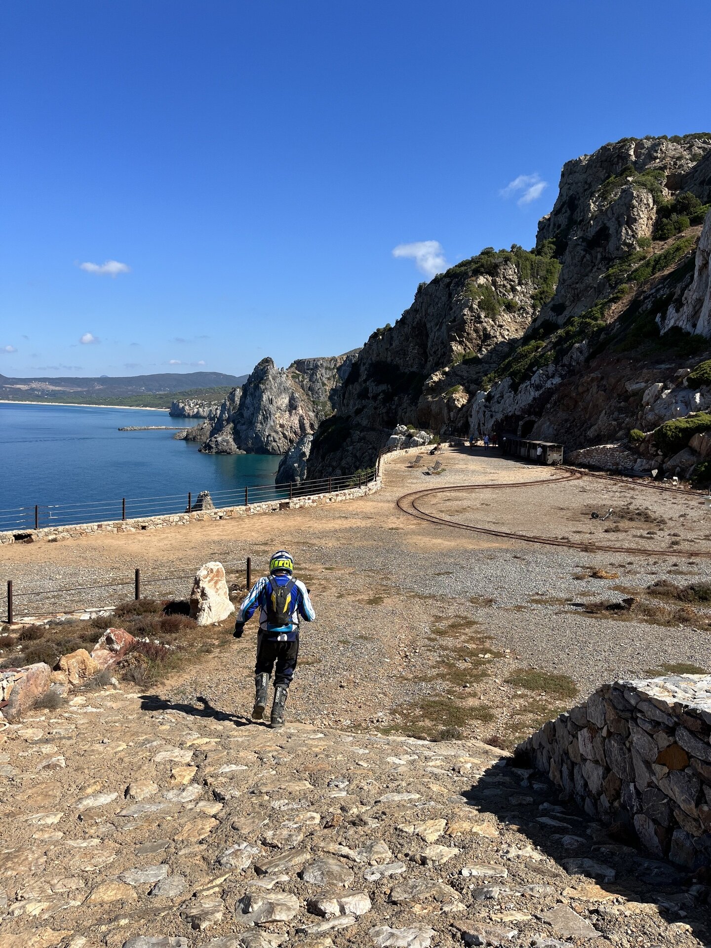 Img 6977b9b88d2e90 54312230