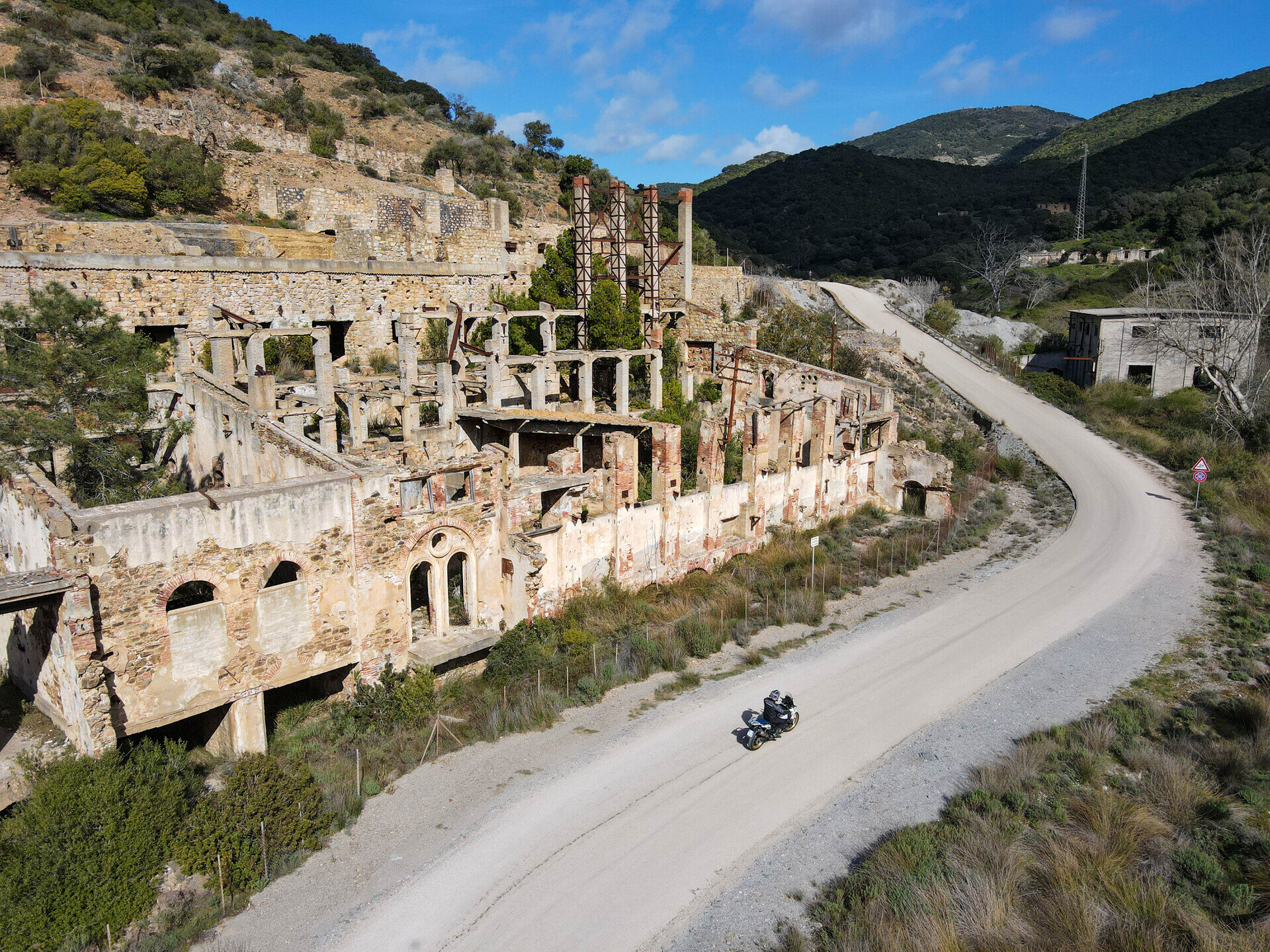 Img 6977b9b8e6f431 93179562