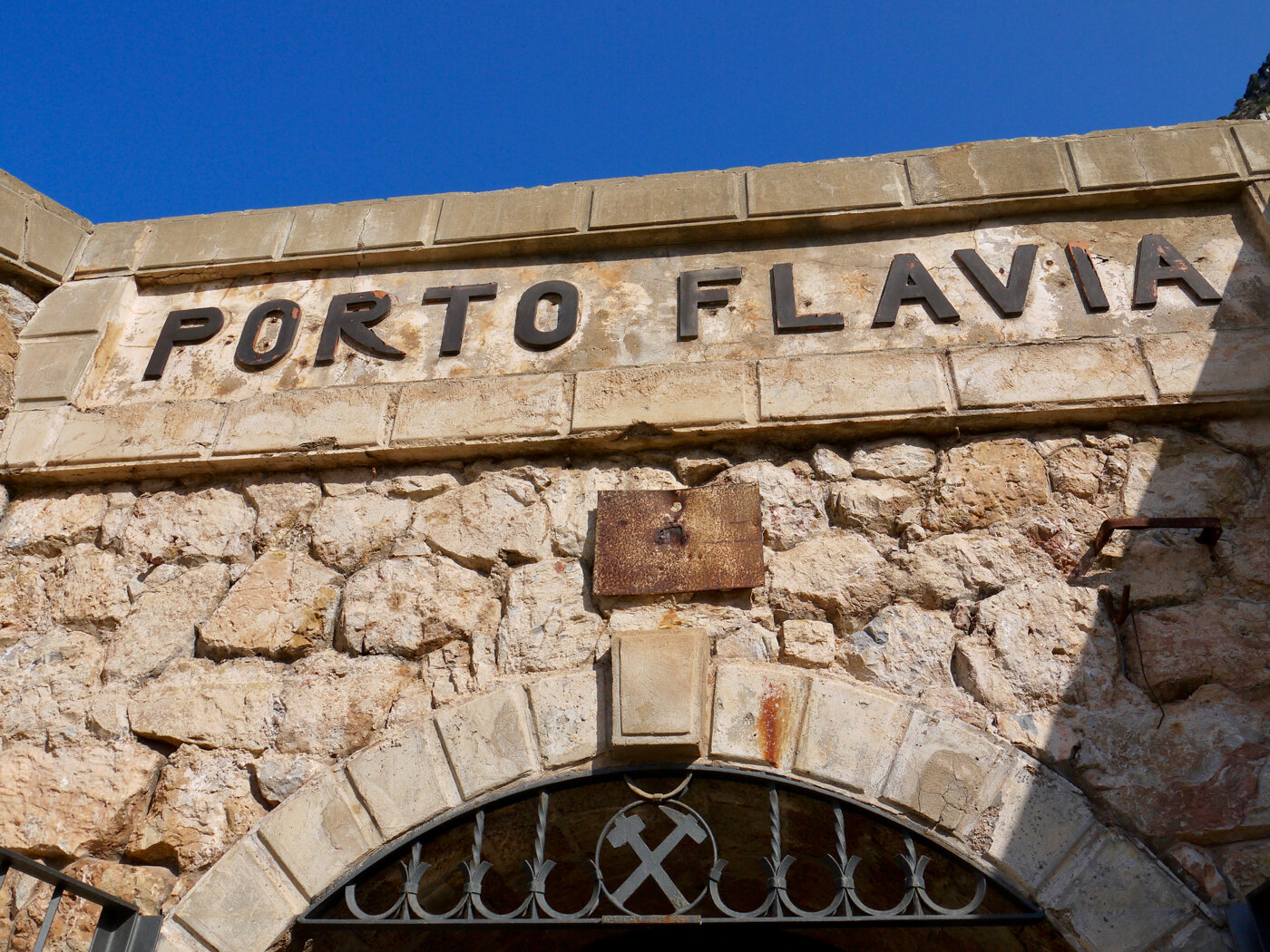 Img 696a75c9caf917 57698122