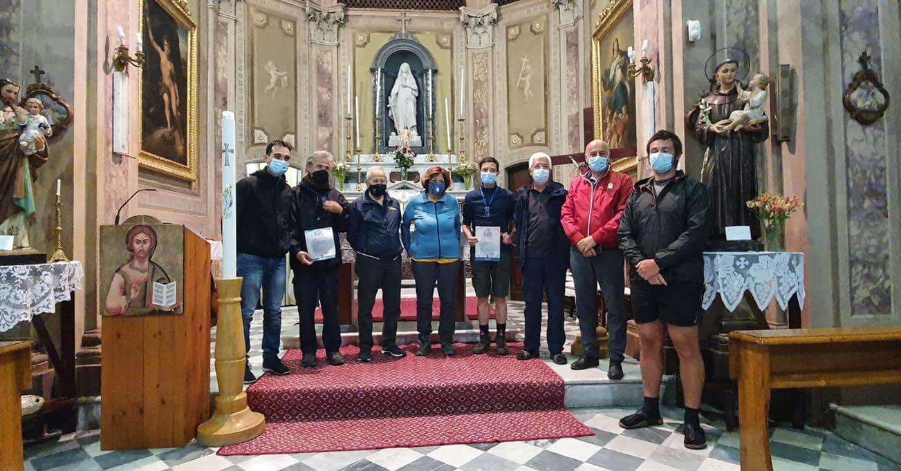 Consegna Testimonium A Prof Paci Al Figlio Alessandro E Al Pellegrino Di Villacidro Nicola Calvia 6009