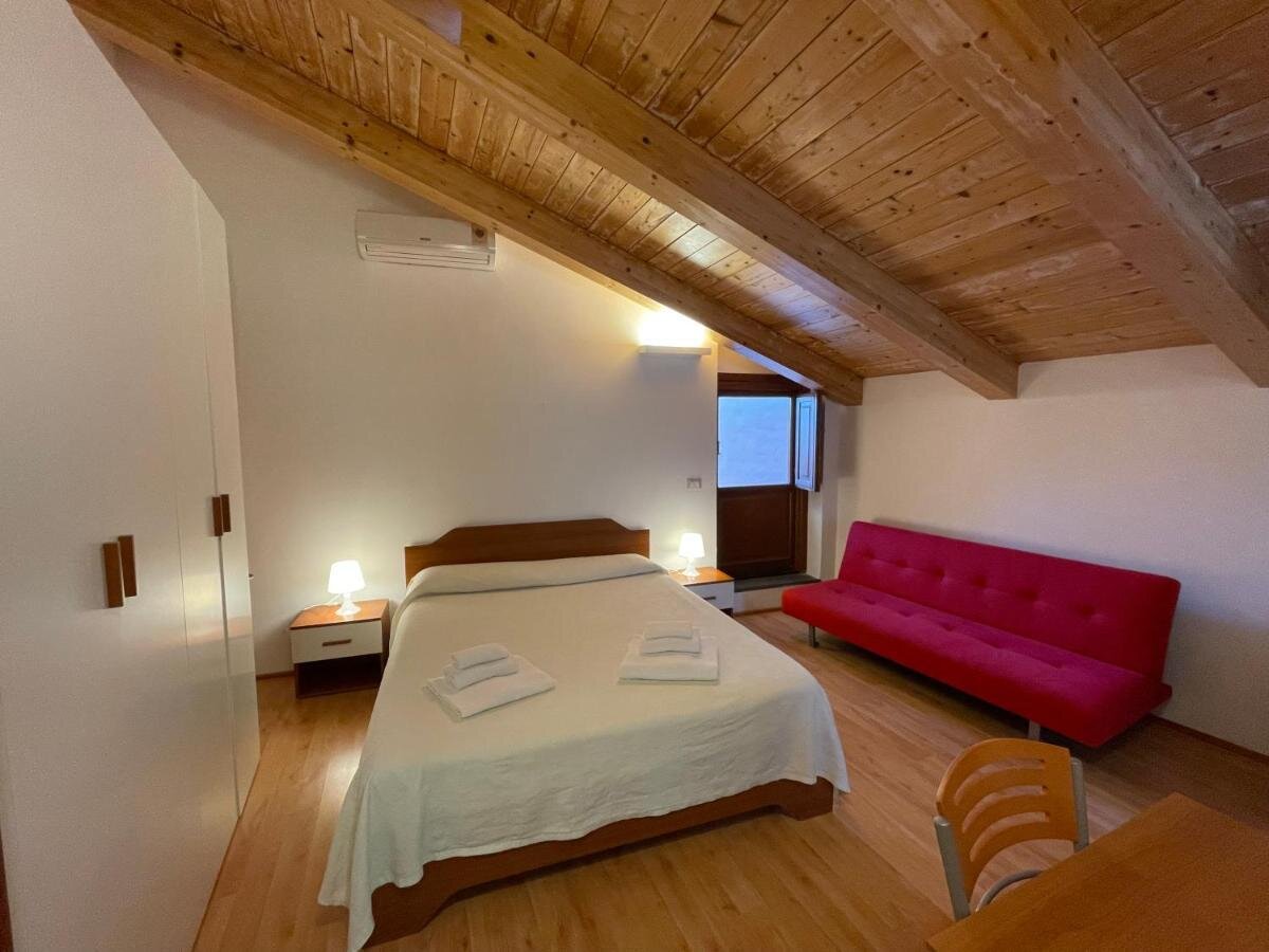 Img 69a8681e654c89 69254793