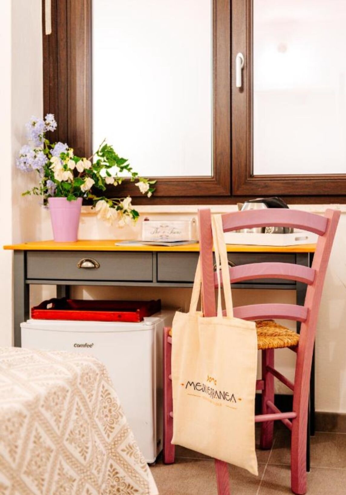 Img 69933436c23e40 04939003