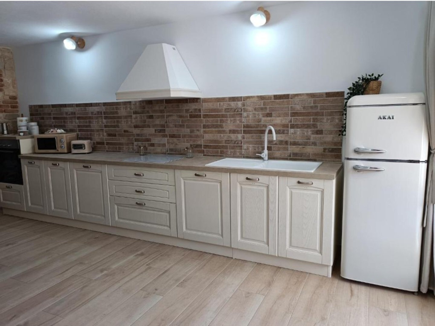 Img 69dfe2a94108b7 16172985