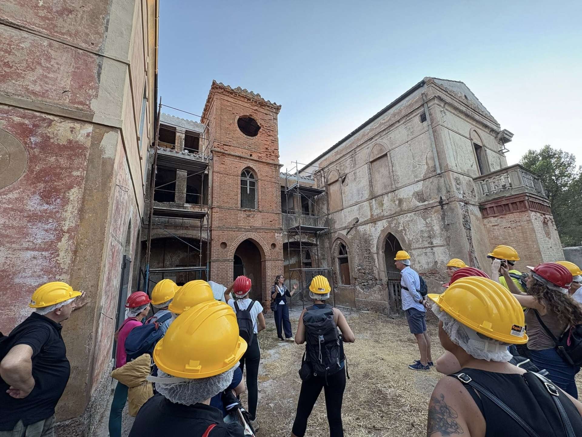 Img 69bbc8815b18c4 75221449